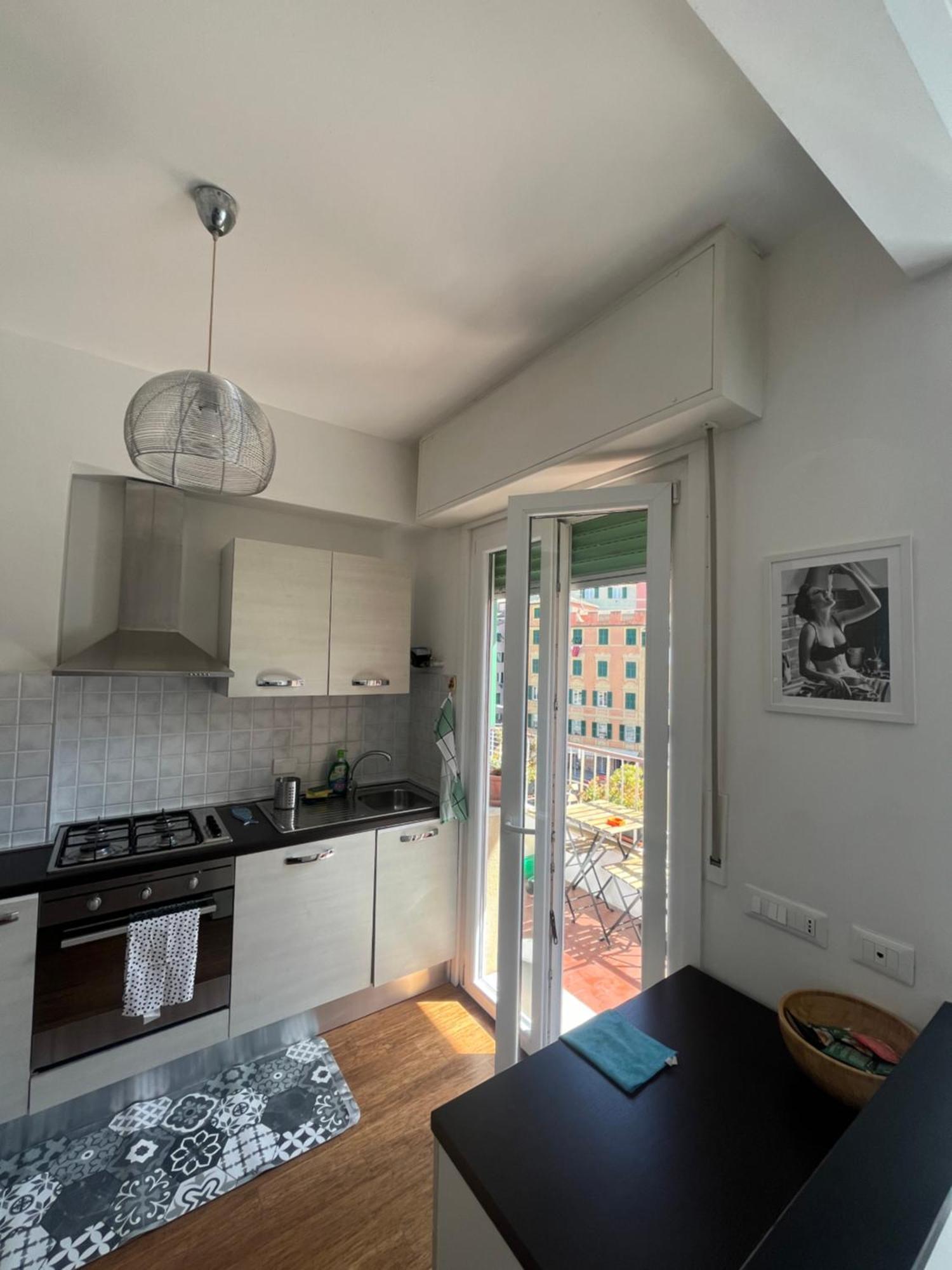 Apartment Un Balcone Sul Mare Sori